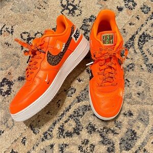 Nike Air Force 1 low total orange just do it